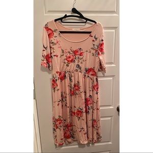 Pink blush maternity dress 💕